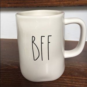 ‼️Rae Dunn "bff" mug‼️